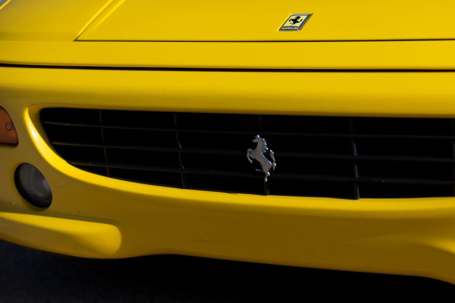Детали экстерьера Ferrari F355 Spider 1995 года  (US) (фото 16 из 56)